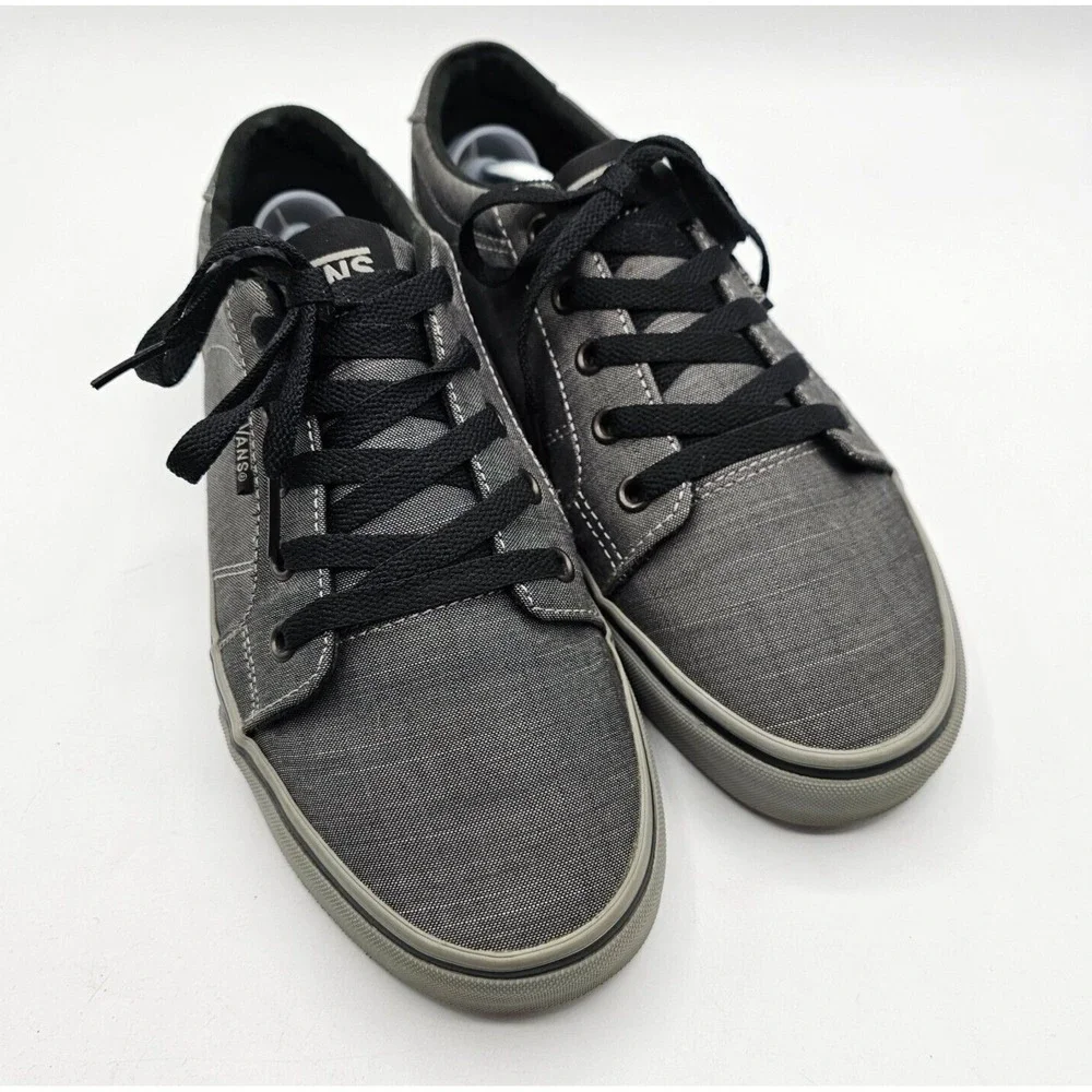 Vans Mens Low Top Skate Shoes Sneakers Size 7 Gray Skateboarding Lace Up